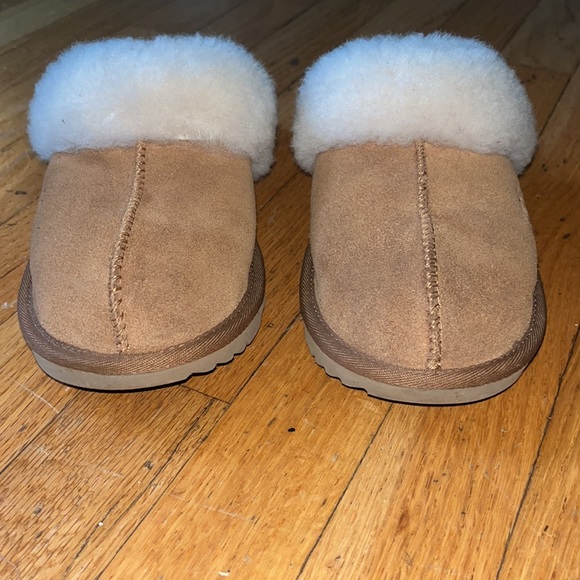 slippers - Picture 4 of 4